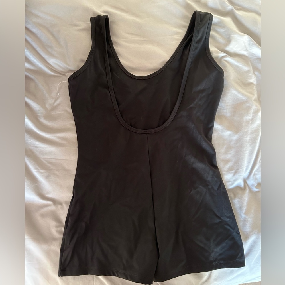 active romper - Picture 2 of 2
